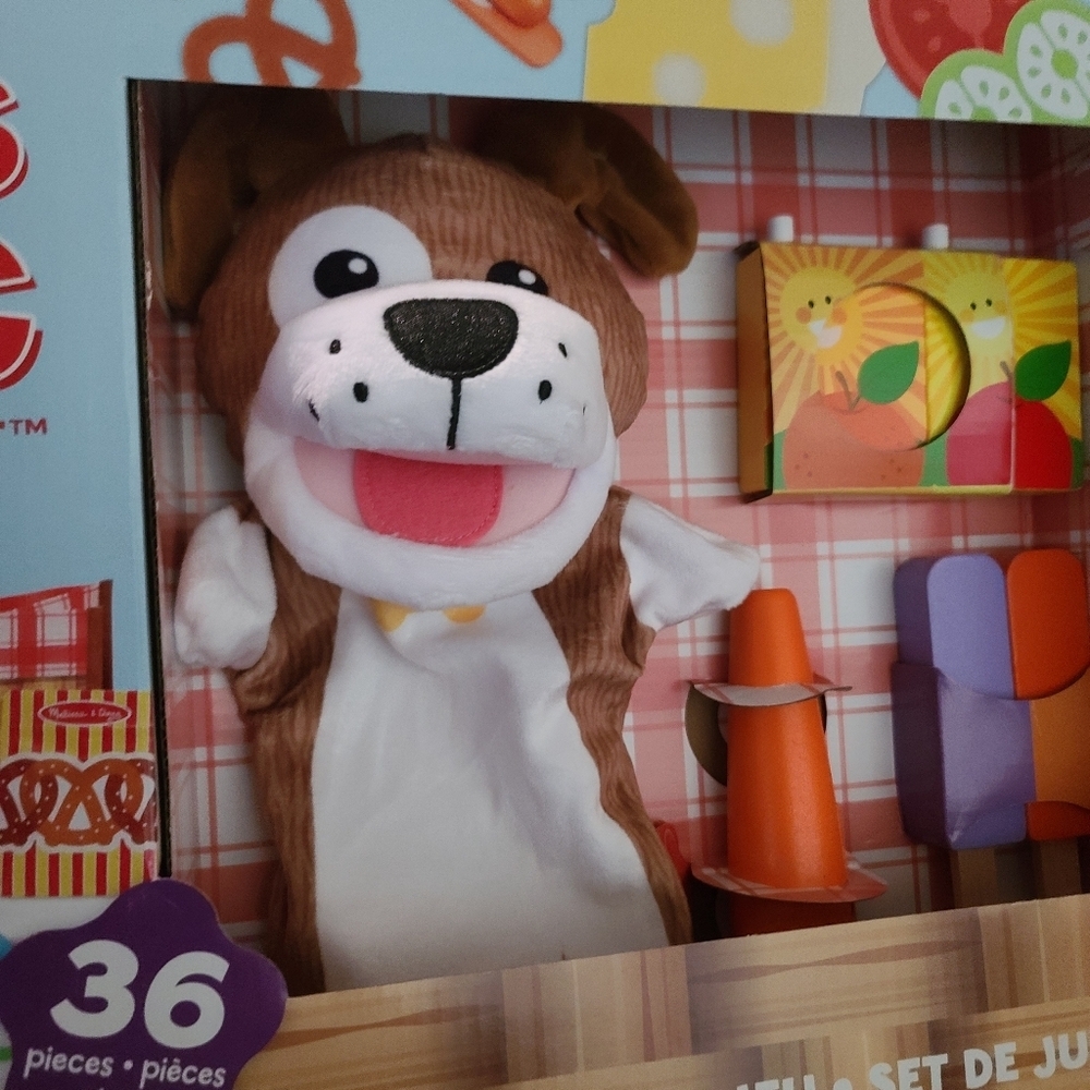 Melissa & Doug Puppy's Picnic play set - Picture 2 of 5